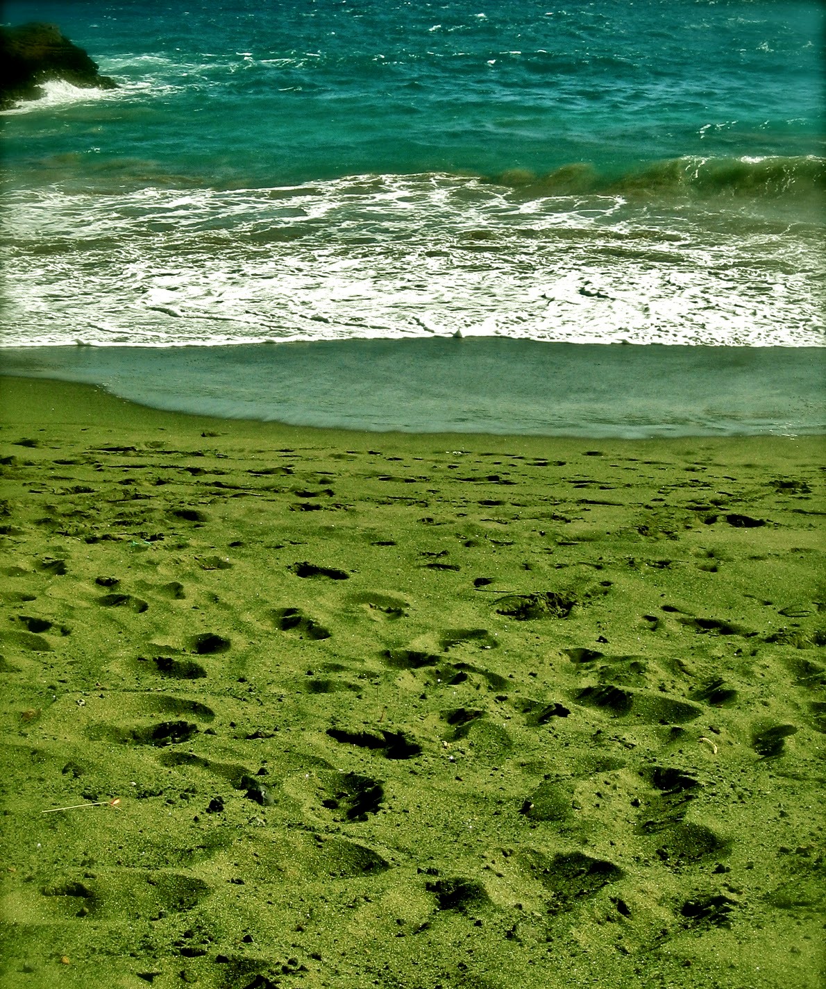 Зеленый пляж Папаколеа. Гавайи